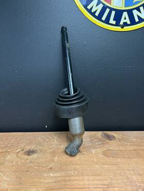 Alfa Romeo 105.02.13.601.02 Spider 105/115 Gtv Berlina Shift Lever With Boot