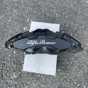 20c29808 Alfa Romeo 2017-2019 Giulia Front Lh Drivers Brake Caliper Oem Black