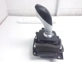 242.al1g19 Alfa-romeo Giulia 2019 Transmission Shift 980830