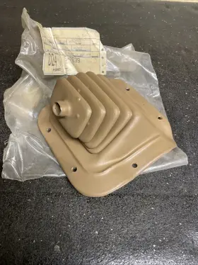 J5763713 Amc Jeep Nos Sj Cherokee J10 Transfer Case Shift Boot - Chief Laredo Brown