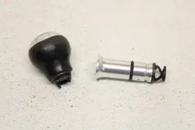 8n0711141d8ud Audi Mk1 Tt 6 Speed Black Leather Shift Knob With Collar Shifter Oem 2000-2006