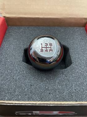Blox Racing Bxac-00230-gm Limited Series 5-speed Billet Shift Knob - Platinum 10x1.5mm