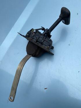 Bmw 43256 E30 Transmission Shift Lever Automatic Rwd 1215940