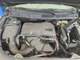 242.gm4l13 Buick Lacrosse 2013 Transmission Shift