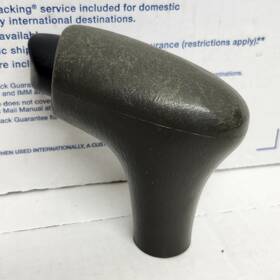 Chevrolet 22626540 97-05 Chevy Malibu Cavalier Automatic Shifter Knob Gear Shift Lever Handle Oem