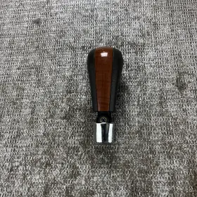 25851735 Chevrolet Equinox Shift Knob 2007