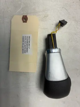 20907666 Chevrolet Malibu Oem 2008-2012 Lt Automatic Transmission Shift Knob