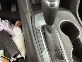 242.gm8d19 Chevrolet Truck Equinox 2019 Transmission Shift 1820739