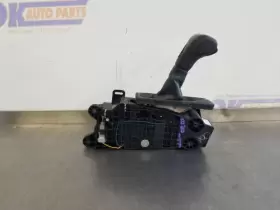 242.gm8g20 Chevrolet Truck 20 2020 Chevy Colorado Automatic Transmission Shifter Assembly