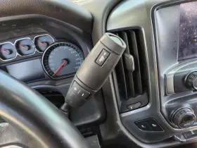242.gm8m18 Chevrolet Truck Silvrdo15 2018 Transmission Shift 3673876