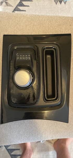 Chrysler 242.ch1t20 2020 300 Gear Shifter With Bezel