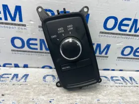 68142281ac Dodge 2013-2018 Ram Dash 4x4 Transfer Case Switch Knob Panel Oem