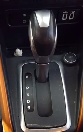 242.fd1b18 Ford 2018 Ecosport Transmission Shift In Black With Satin Trim Knob Handle