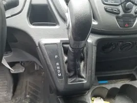242.fd8j17 Ford Truck Transit25 2017 Transmission Shift 1502596