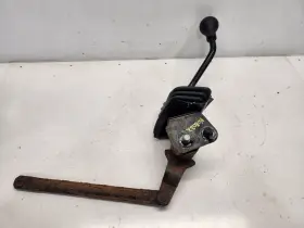 242.fd8m05 Ford Truck 2005 F250sd 5.4l / At Manual Transfer Case Shifter