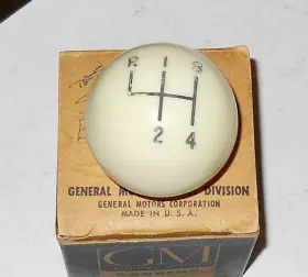 3789168 General Motors Nos 1958-63 Chevrolet 1961-63 Corvair 1962-63 Olds F85 4 Speed Shifter Knob