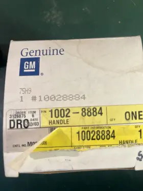10028884 Gm Handle