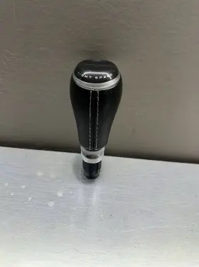 23157548 Gm 2014-2019 Chevy C7 Corvette Automatic Gear Leather Shifter Shift Knob Oem 23157548 Gm 2014-2019 Chevy C7 Corvette Automatic Gear Leather Shifter Shift Knob Oem