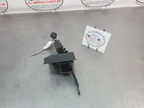 242.gm9c87 Gmc Truck 1987 Suburban Transfer Case Shifter Assembly - Oem