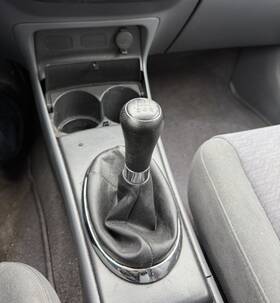 Honda 77297-s5a-l1 2003-2005 Civic 1.3 Hybrid Manual Trans Shifter Boot Shift Knob And Bezel