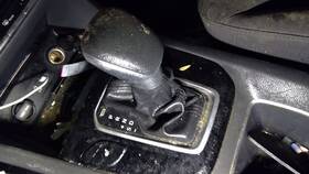 Hyundai 242.hy1b18 Ioniq 2018 1.6l Automatice Hybrid Transmission Shift 472083
