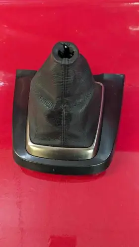 84650-2m700-r33 Hyundai 2013-2016 Genesis Coupe 6-speed Manual Transmission Shifter Boot Be