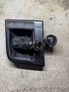 Hyundai 93300aa210 2023 Elantra N Shift Boot/base And 6 Speed Knob Oem