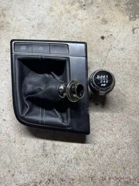 93300aa210 Hyundai 2023 Elantra N Shift Boot/base And 6 Speed Knob Oem
