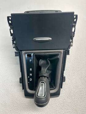 Hyundai E84651-3xad1 2014-2016 Elantra Center Console Gear Shifter Storage Trim Bezel Oem