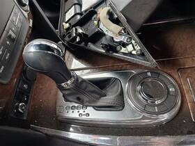 Infiniti 896.in1x14 14 Qx80 12-13 Qx56 Automatic Transmission Shift Knob Oem 34910-jk05b