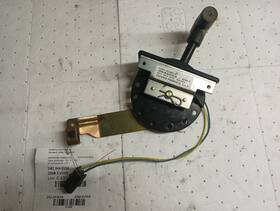 International 242.ihhb04 3540858c91 Auto Transmission Shifter 11752494