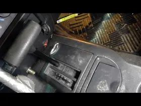 242.am8200 Jeep Cherokee 2000 Transmission Shift 150408