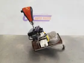 242.le1401 Lexus 01 2001 Lx470 4.7l Automatic Transmission Shifter