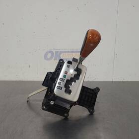 Lexus 242.le1406 06 2006 Lx470 4.7l Automatic Transmission Shifter
