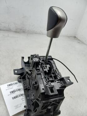 Lexus 242.le1o16 2016 Nx200t Awd Automatic Transmission Shifter