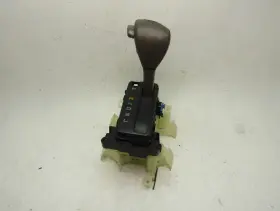 3305533080 Lexus Gear Shifter Lever Es300 1997 2000 Automatic Transmission Floor Shift Knob