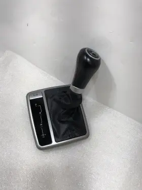 1712672810 Mercedes-benz 05-11 R171 Slk280 Slk350 Floor Shifter Knob Boot Cover With Trim Oem