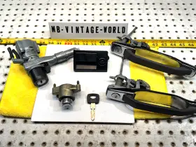 Mercedes Benz 81-85 W126 300sd Oem Ignition Console Doors Trunk Locks 1 Set And Key
