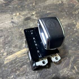 Mercedes-benz A2182600240 Oem Amg Gear Shift Knob E-class W212 E63 W218 Cls63 A2122670324