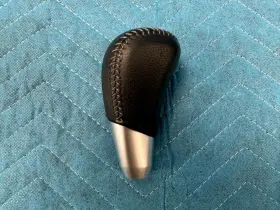 2410a118 Mitsubishi Outlander At Transmission Shifter Lever Knob Black 21k 2014-2020 Oem