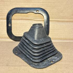 Mitsubishi Md724844 Mighty Max / D-50 2wd 5 Speed Shifter Boot Plate 87-92 Mini Truck