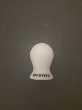 Nismo C28651ea04 Genuine Shift Knob / White Duracon