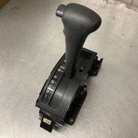 Nissan 242.da1802 2000-2004 Xterra Automatic Transmission Shift Gear Shifter