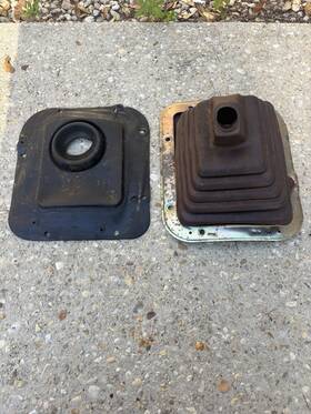 Nissan 32862-v5001 1986-1997 D21 Hardbody Pick Up Manual Floor Shifter Boot Oem