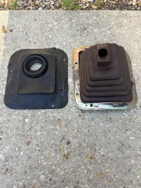 32862-v5001 Nissan 1986-1997 D21 Hardbody Pick Up Manual Floor Shifter Boot Oem