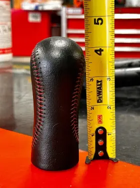 32865-vp100 Nissan Oem 90-96 300zx Fairlady Z Z32 Red Stitch Leather Shift Knob Genuine Jdm 32865-vp100 Nissan Oem 90-96 300zx Fairlady Z Z32 Red Stitch Leather Shift Knob Genuine Jdm