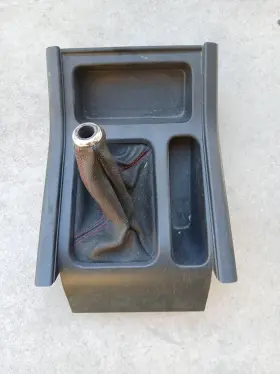 74967-4s100 Nissan 1999 - 2004 Frontier Floor Console Gear Shifter Manual Transmission Oem