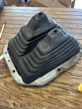 Nissan 87-97 D21 4x4 5 Hardbody Shifter Boot Speed Gray Used