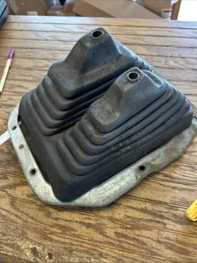 Nissan 87-97 D21 4x4 5 Hardbody Shifter Boot Speed Gray Used