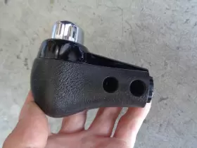 Oem 16 17 18 19 20 16-20 Honda Hrv Hr-v Shifter Shift Knob With Boot Used Oem 16 17 18 19 20 16-20 Honda Hrv Hr-v Shifter Shift Knob With Boot Used